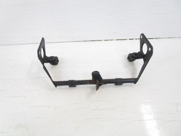 1986-1987 Kawasaki ZX 1000 GPZ Front Fender Mount 59437-1054
